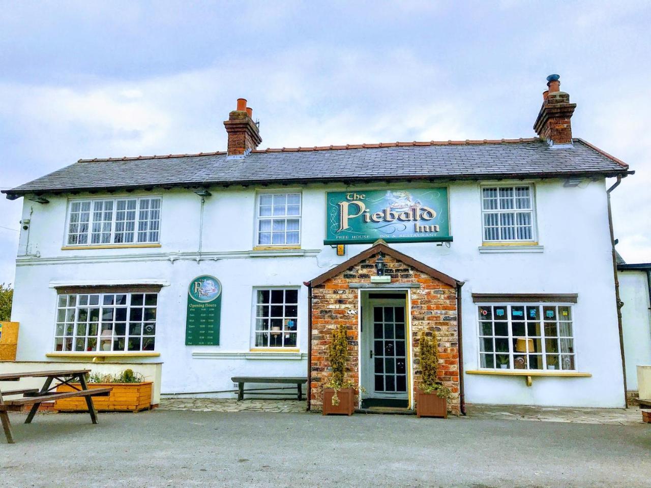 The Piebald Inn ฮันแมนบี ภายนอก รูปภาพ